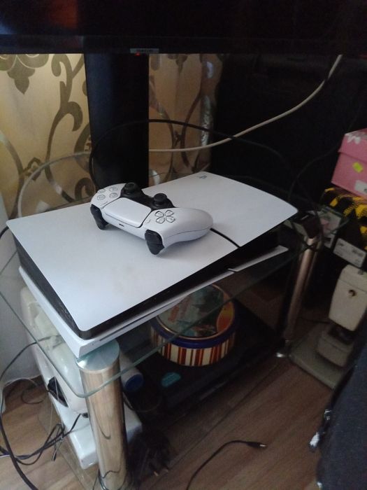 Playstation 5 slim disc edition