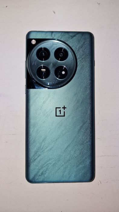 OnePlus 12 16/512