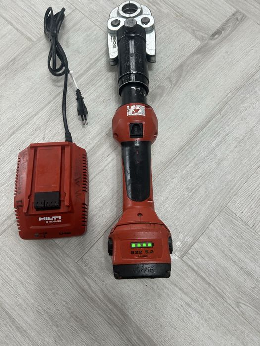 Hilti NPR 32-A presa de sertizat