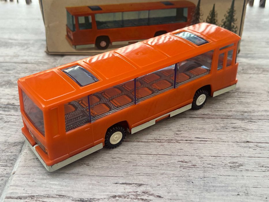 Jucarie Veche GDR Bison Turbo Autocar Bus Plastic