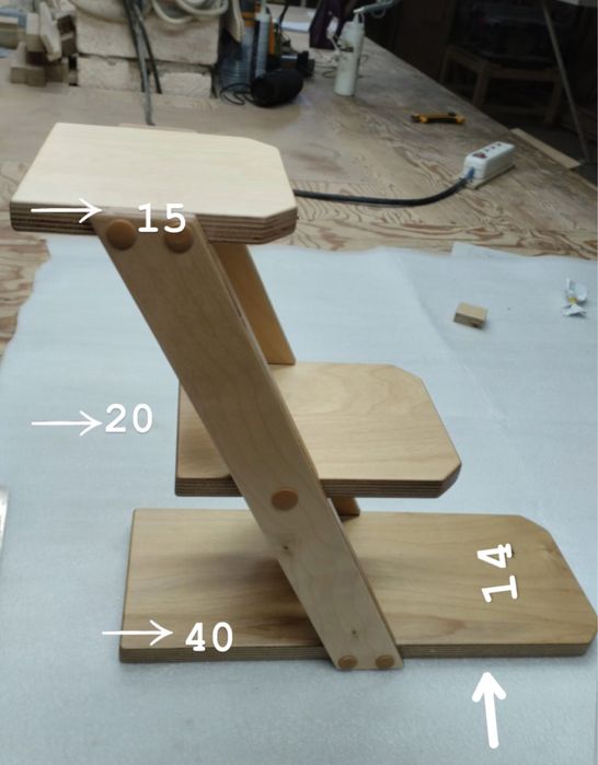 Продам полки для цветов