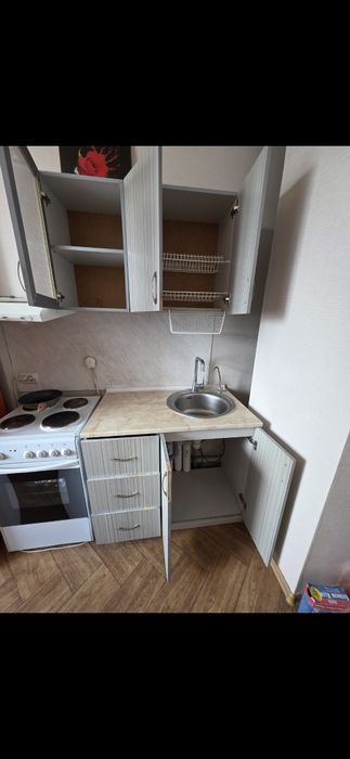 Продам Кухонный гарнитур есть доставка