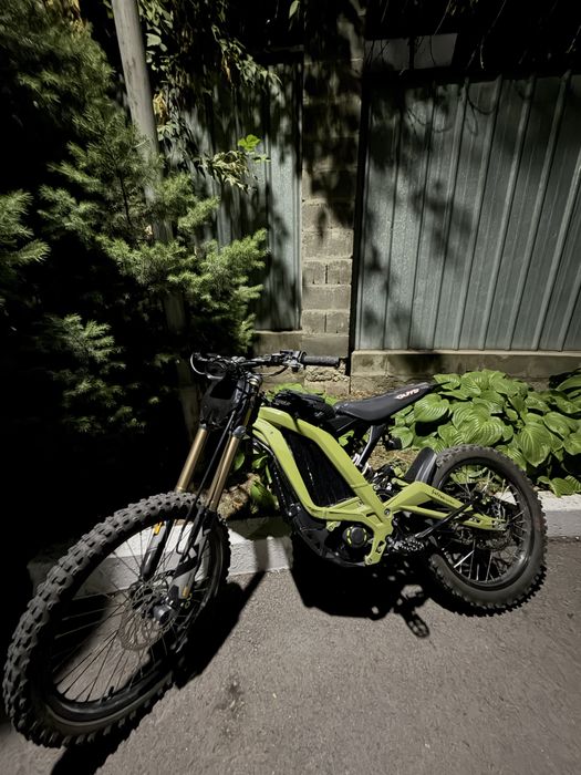 Surron light bee 2025