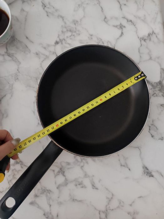 7000тг сковорода 2шт