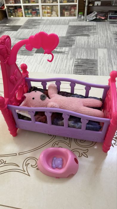 Игрушка кровать для кукол
