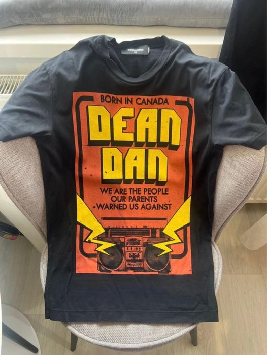 Vand Tricou dsquared2 xs 150 lei