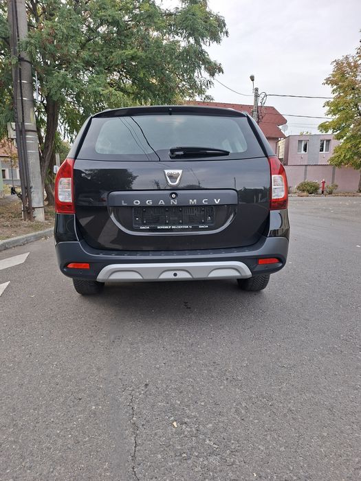 Logan MCV Stepway 0.9 CC Automat