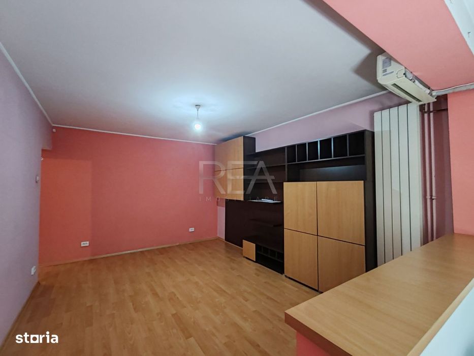 2 camere, et 3/4, bloc tip P, anvelopat-Drumul Taberei, Favorit — fotografia 2