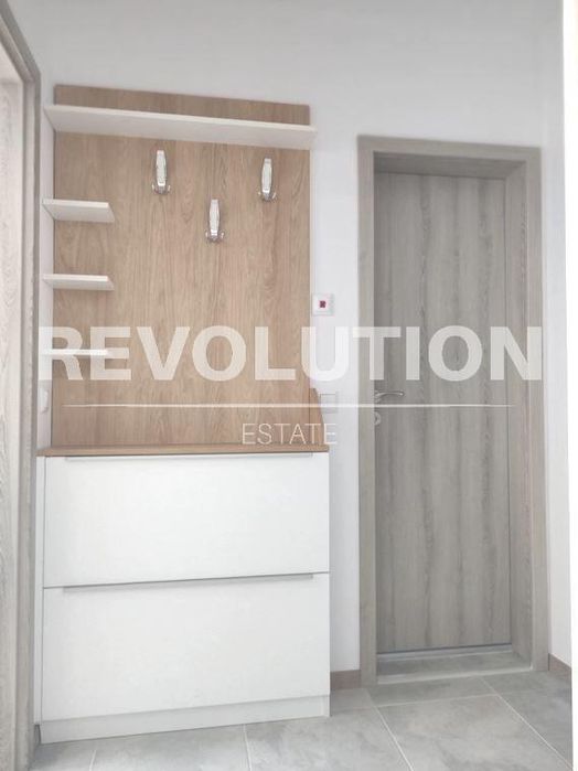 Дава се под наем Двустаен апартамент в Варна, Колхозен пазар - 60 кв.м за 535 € - Снимка #5