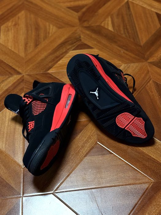 Air Jordan 4 „Red Thunder” – Design Iconic – STARE EXCELENTĂ