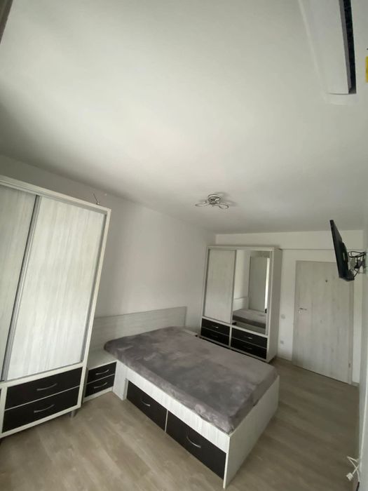 Apartament 2 camere cu loc de parcare