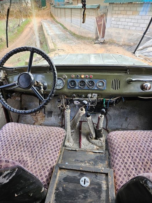 Мошин сотилади краскаси радной йили 1988