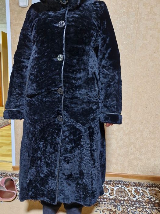 Шуба женская, с капюшоном, р.48