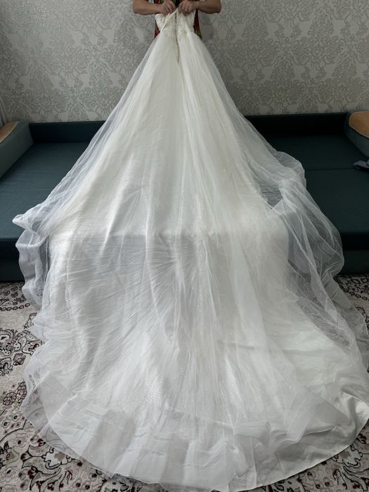 Свадебное платье с 3М шлейфом