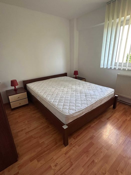 Inchiriez Apartament 2 camere, decomandat