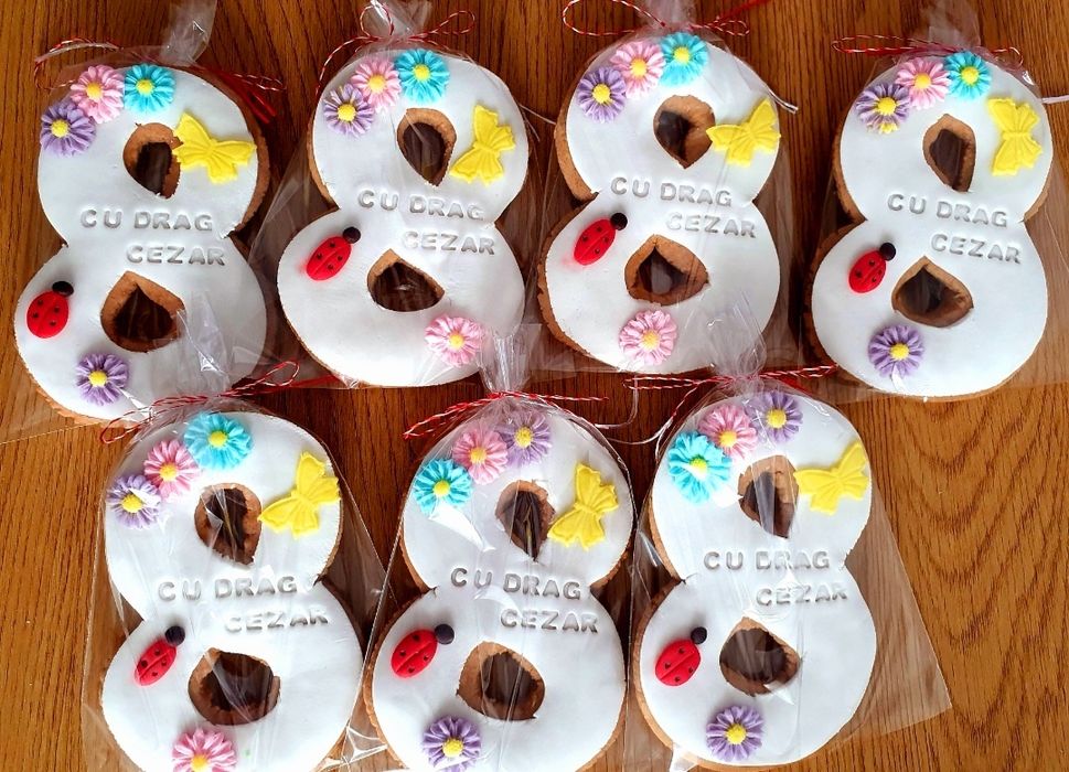Cadouri 1-8 martie din turta dulce