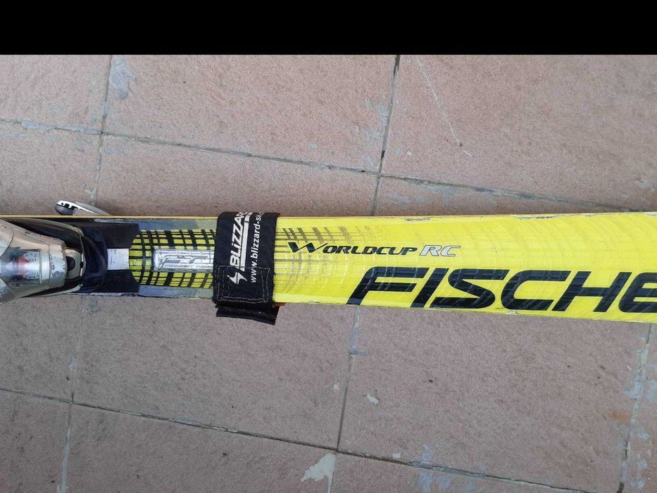 Състезателни ски FISCHER