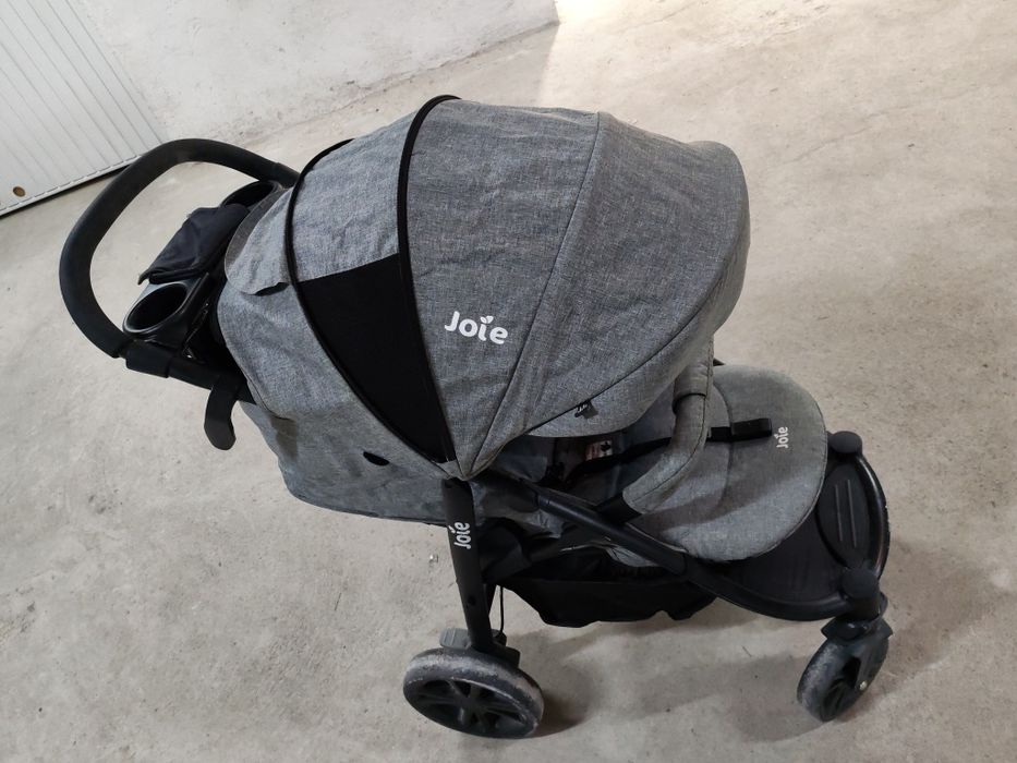 Детска количка joie