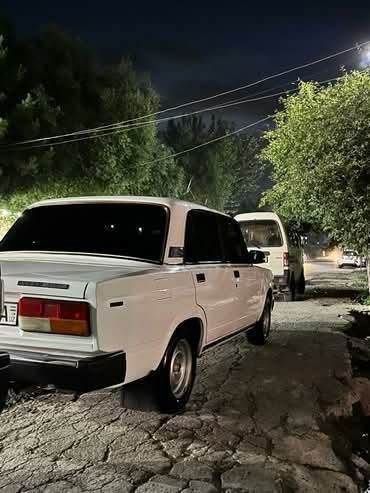 Jiguli VAZ 2107 sotiladi