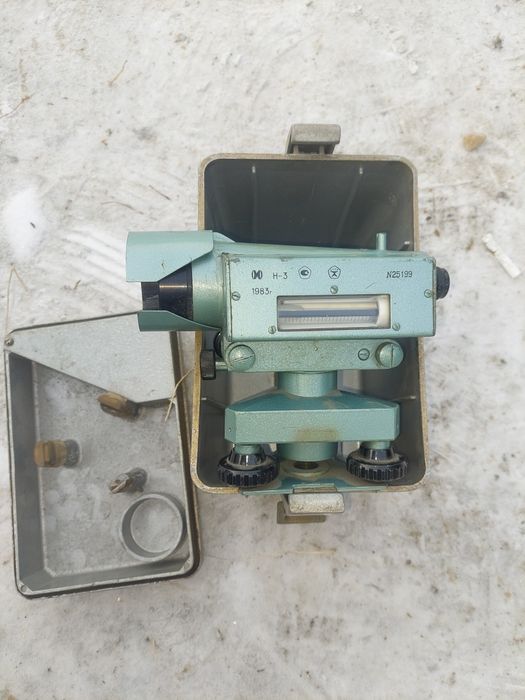 Нивелир советский