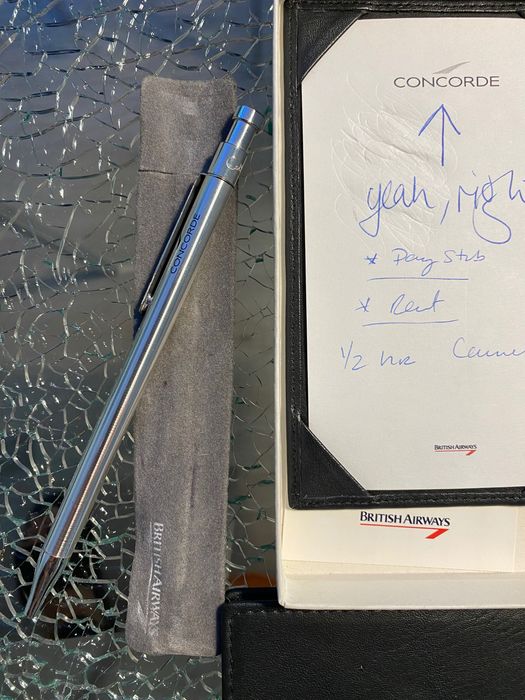 Вещи от борда на най бързия самолет в света “ CONCORDE “!100% оригинал