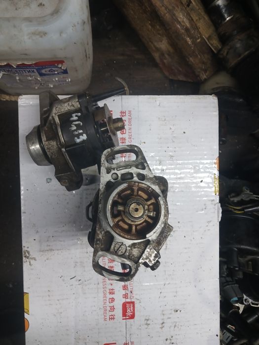 Трамблёр Митсубиси Лансер