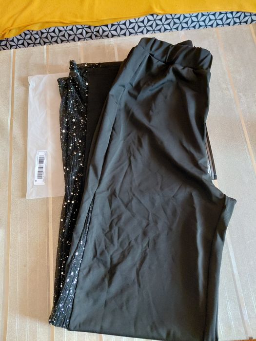 Дамски панталон XS.Закупен от SHEIN.Нов .Цена-5 евро.