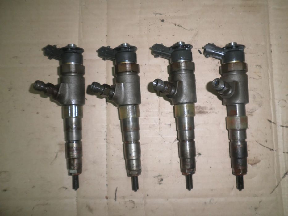 Injectoare Ford Fiesta 7 , Peugeot , Citroen DS4, 1.4 HDI TDCI 0445110339