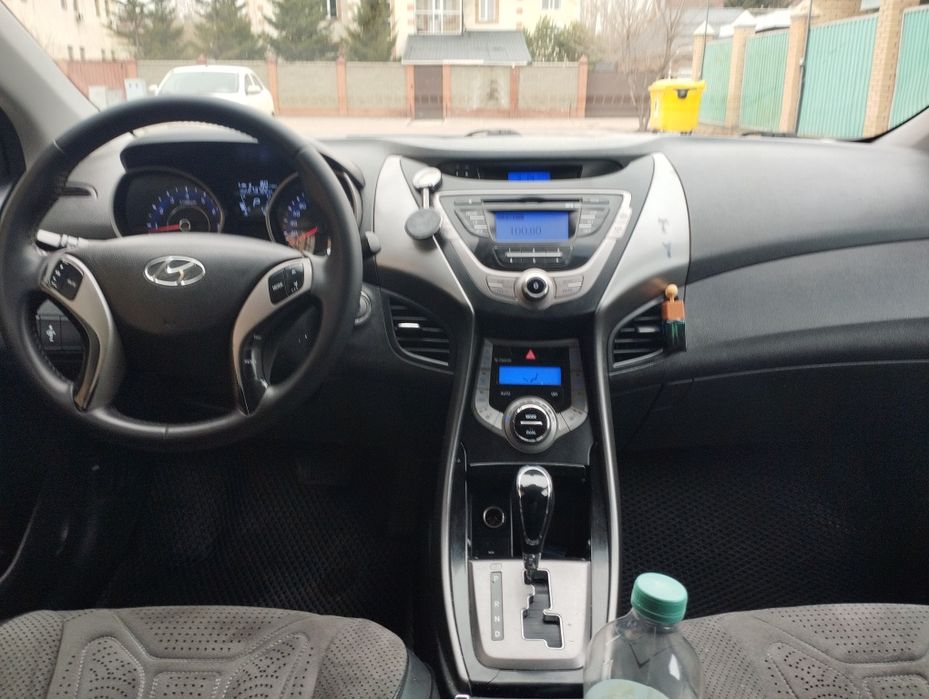 Продам Элантра 2013