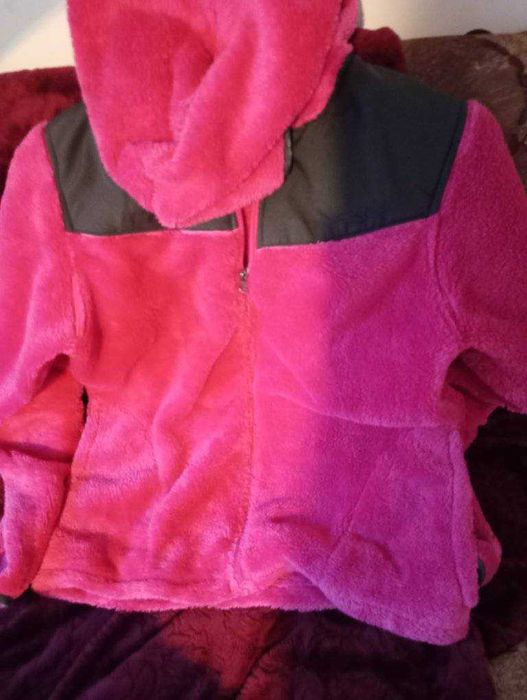 Дамско яке и  плътни горнища -размер С + подарък