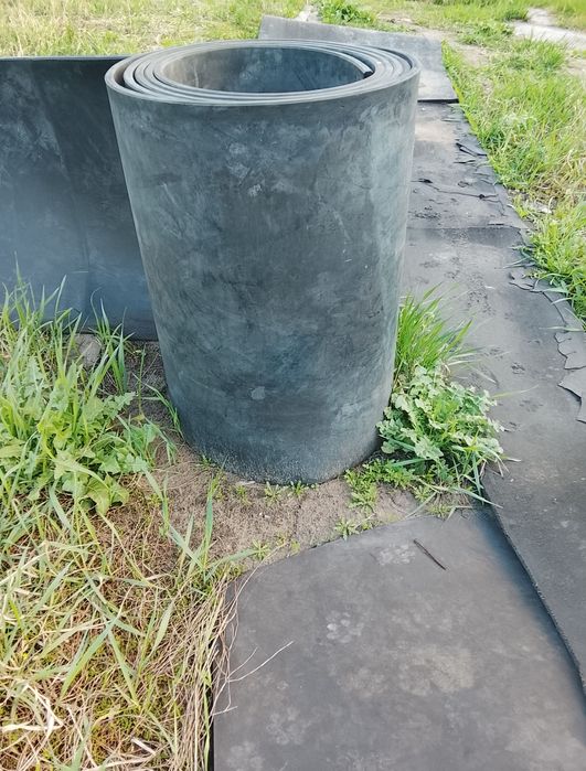 Продаю ленту б/у метраж разный