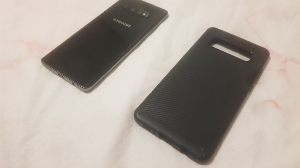 Самсунг S 10+ 128gb+256gb karta pamet