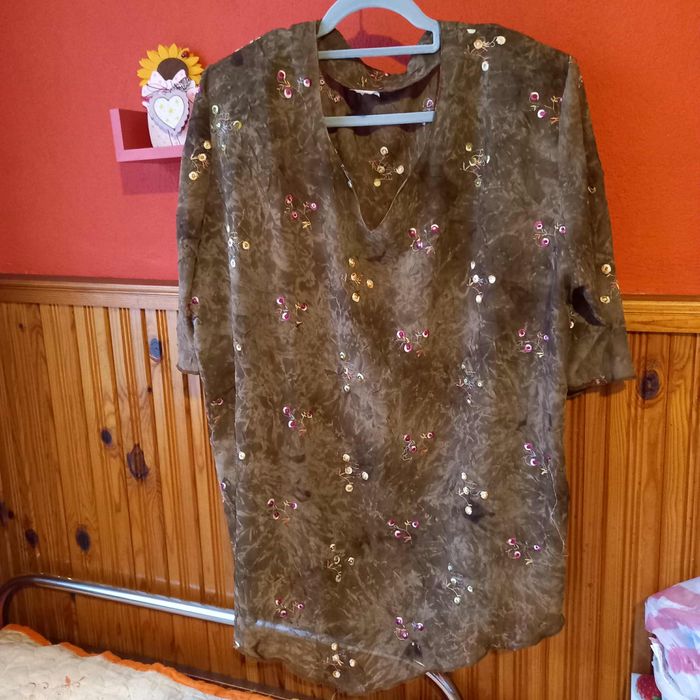 Продава се чисто нова е