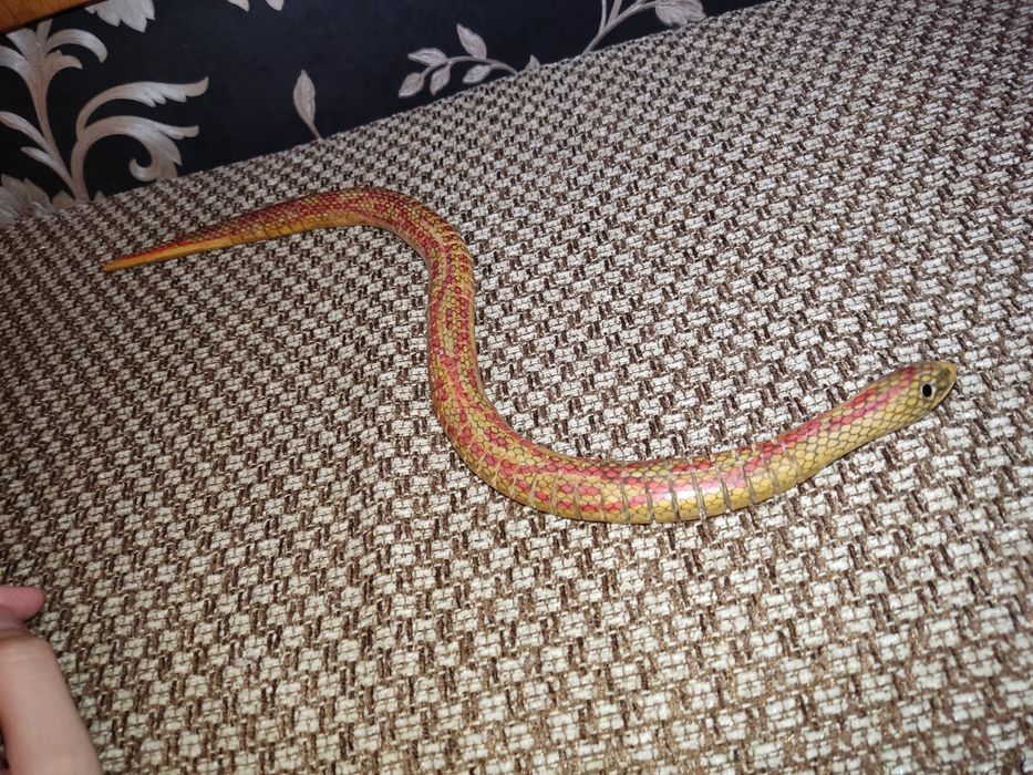 Деревянная змейка сувениры