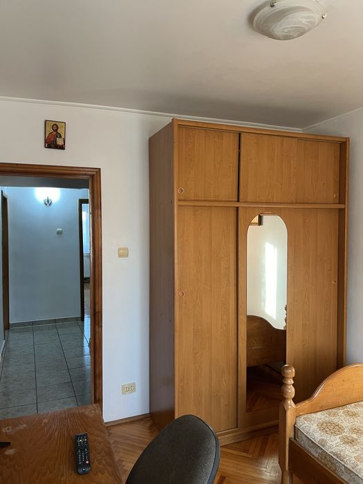 Inchiriere 3 camere Obcini