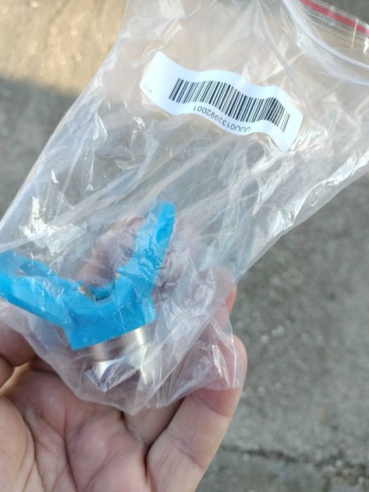 Pistol Aireless spray pentru lavabila cu rac filtru  și duza