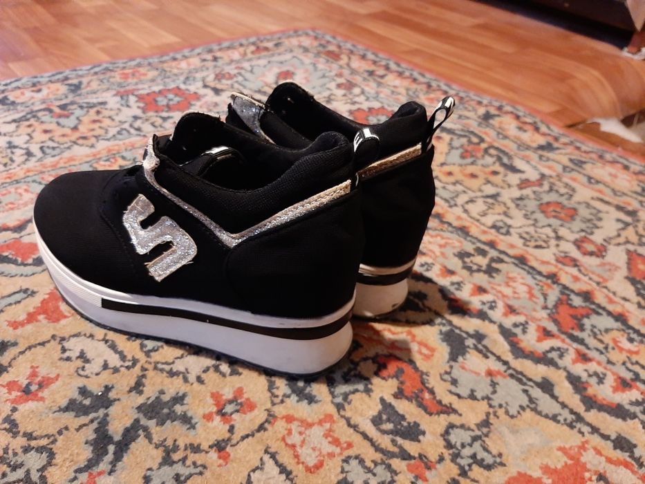 Красовка срочна сатылады баусыз