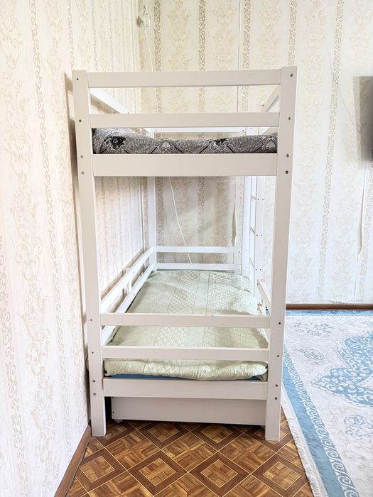 Двухярусная кровать детский