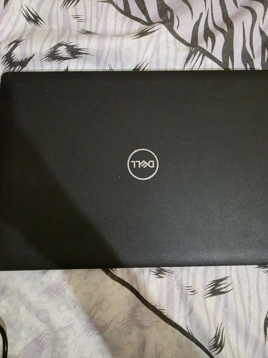 Лаптоп Dell latitude 3420