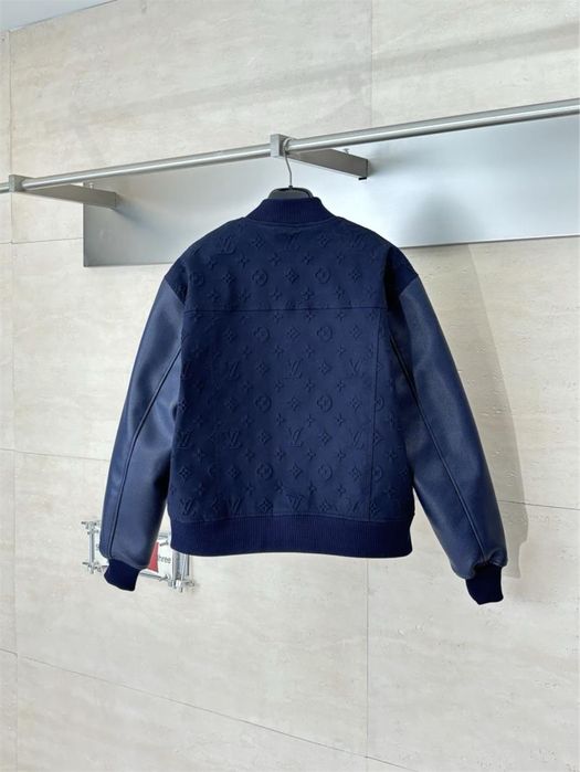 Jachete Louis Vuitton