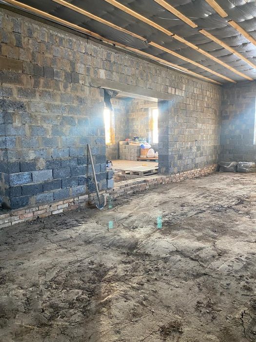 Продам недостроенный дом