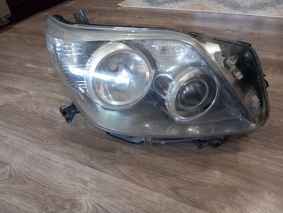 Десен Фар за Toyota Ladn Cryiser (2009-2014)