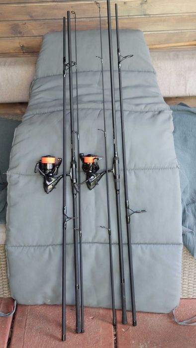 Set 2 lansete crap FL Ultra Team Carp 390 cm + 2 mulinete Okuma, NOI