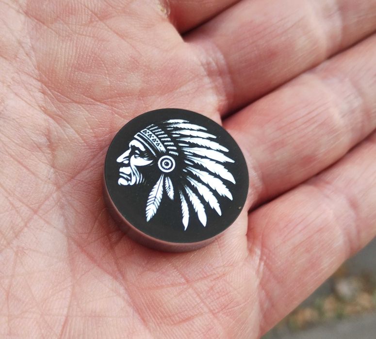 Болт за седалка Indian Motorcycle M8 – череп индианец, метален custom