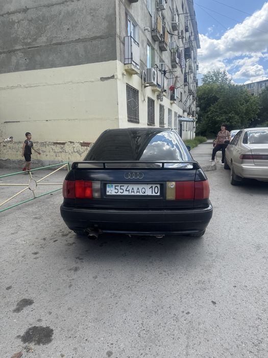 Продам маштну Audi 80 B4