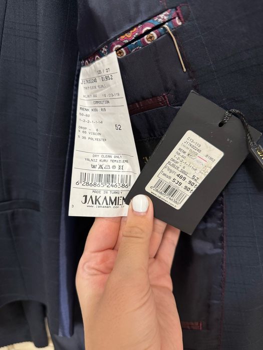 Костюм новый размер 52