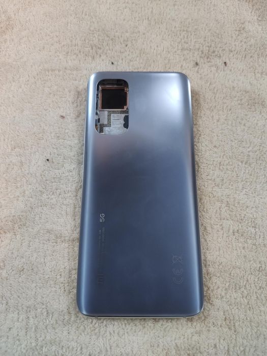 Продавам части за Xiaomi mi10t pro