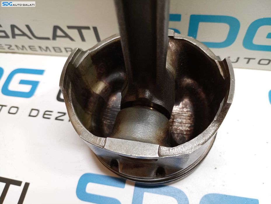 Piston Pistoane Dacia Logan 1.4 Benzina 2004 - 2008 [M6478]