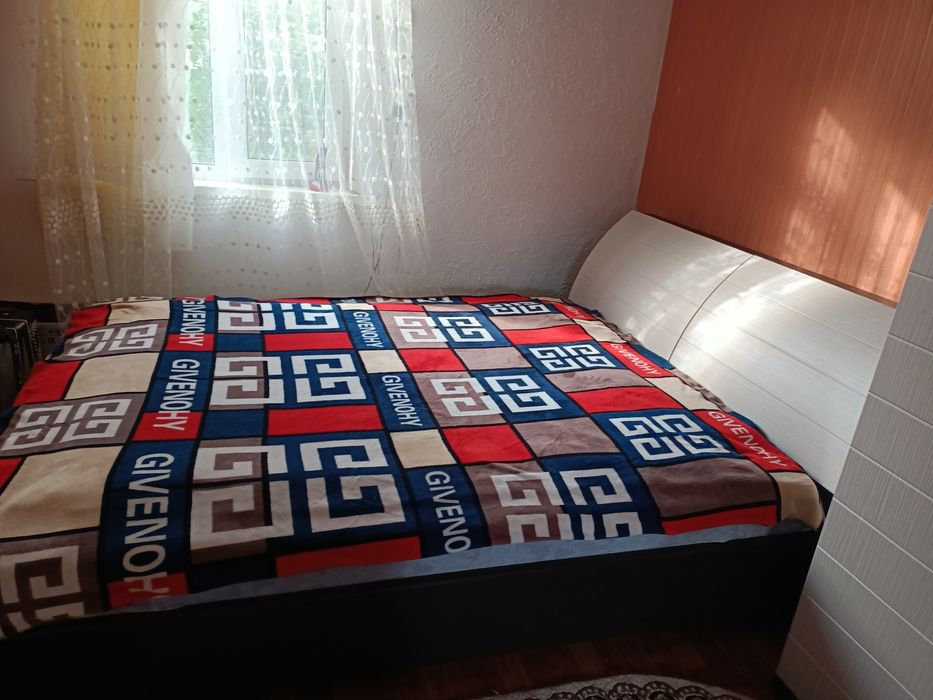 Продам кровать, двухспальная