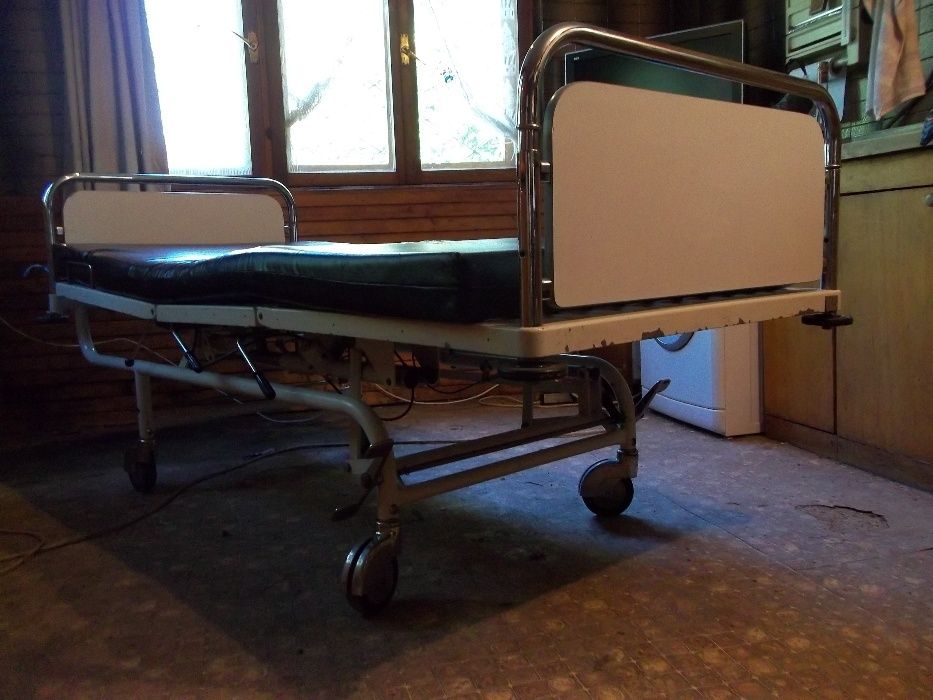 Професионално медицинско анатомично ортопедично болнично легло кушетк